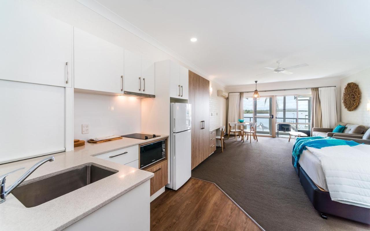 Moby Dick Waterfront Resort Motel Yamba Exterior foto